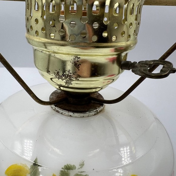 Vintage Underwriters Laboratories Inc. Portable Lamp Hurricane GWTW Parlor - Picture 11 of 13